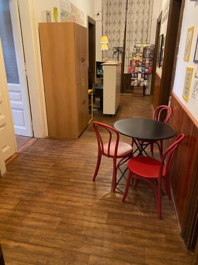 Hostel Emma Прага Екстер'єр фото