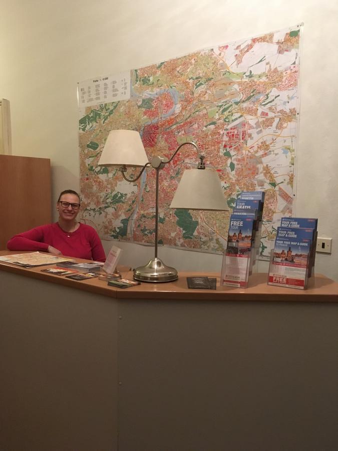 Hostel Emma Прага Екстер'єр фото